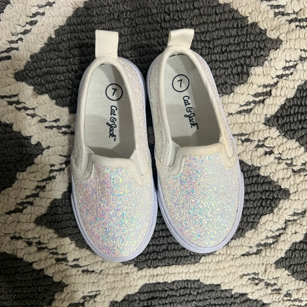 Cat & Jack Silver Sneakers for Toddler Girl - size 7
